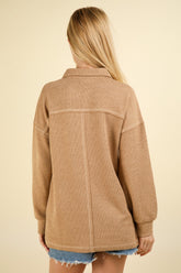 VERY J Women's Oversized Collared Knit Top with Pockets - Chic Long Sleeve Button-Down
